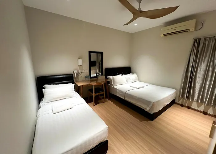 8 Mins Driving To Tc Beach At Holiday Guest House